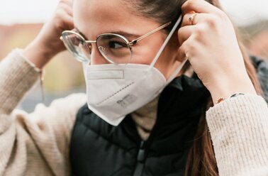 Nuo sausio 17 d. visuose bibliotekos renginiuose uždarose erdvėse privaloma dėvėti respiratorius